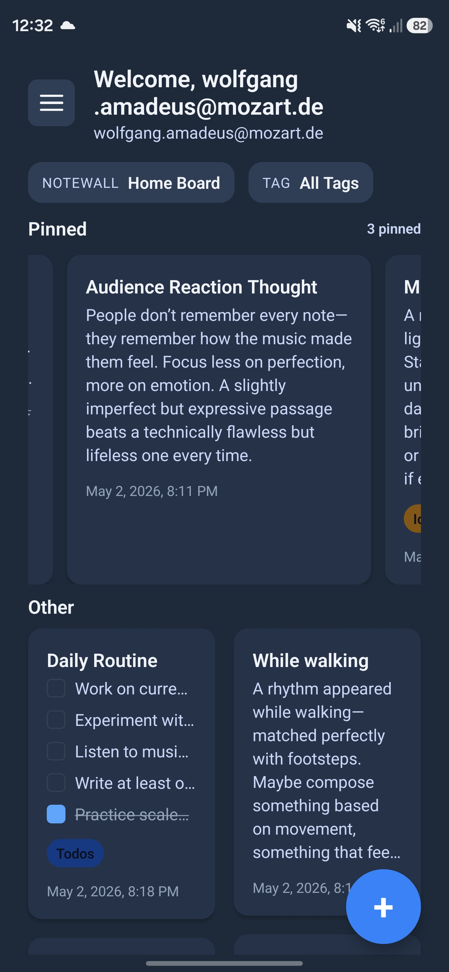 Notestra Android app showing the notes board with pinned notes